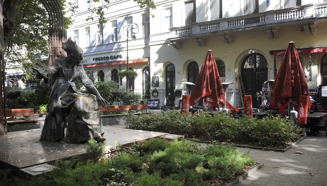 Opera Superior Liszt Ferenc Ter Budapeste Exterior foto